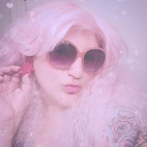 Meet your Posher, Ashlee